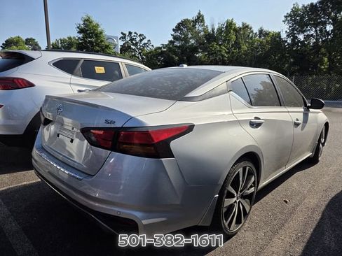 Used 2022 Nissan Altima 2.5 SR FWD image 4