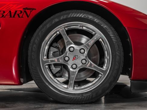 Used 2001 Chevrolet Corvette Convertible w/ Preferred Equipment Group2 image 23