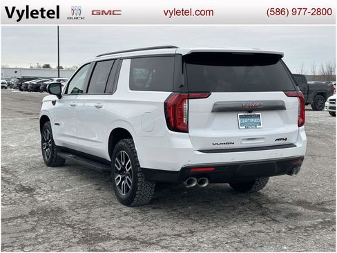 Used 2023 GMC Yukon XL AT4 image 4