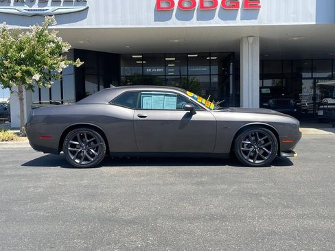 Used 2023 Dodge Challenger R/T w/ Blacktop Package RWD image 3