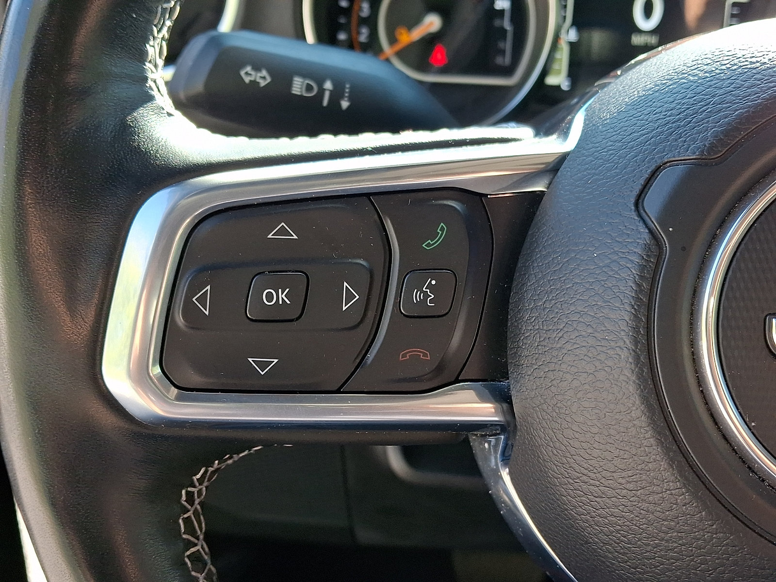 Used 2022 Jeep Gladiator Overland w/ Popular Equipment Package AWD/4WD image 22