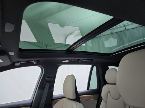 New 2026 Volvo XC90 T8 Plus w/ Protection Package AWD/4WD image 30