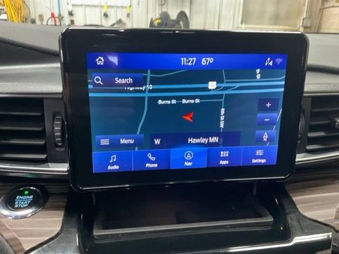 Used 2021 Ford Explorer Limited w/ Class III Trailer Tow Package AWD/4WD image 17