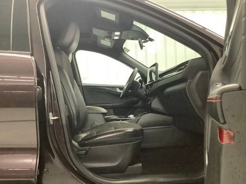 Used 2023 Ford Escape ST-Line w/ Tech Pack #1 AWD/4WD image 12
