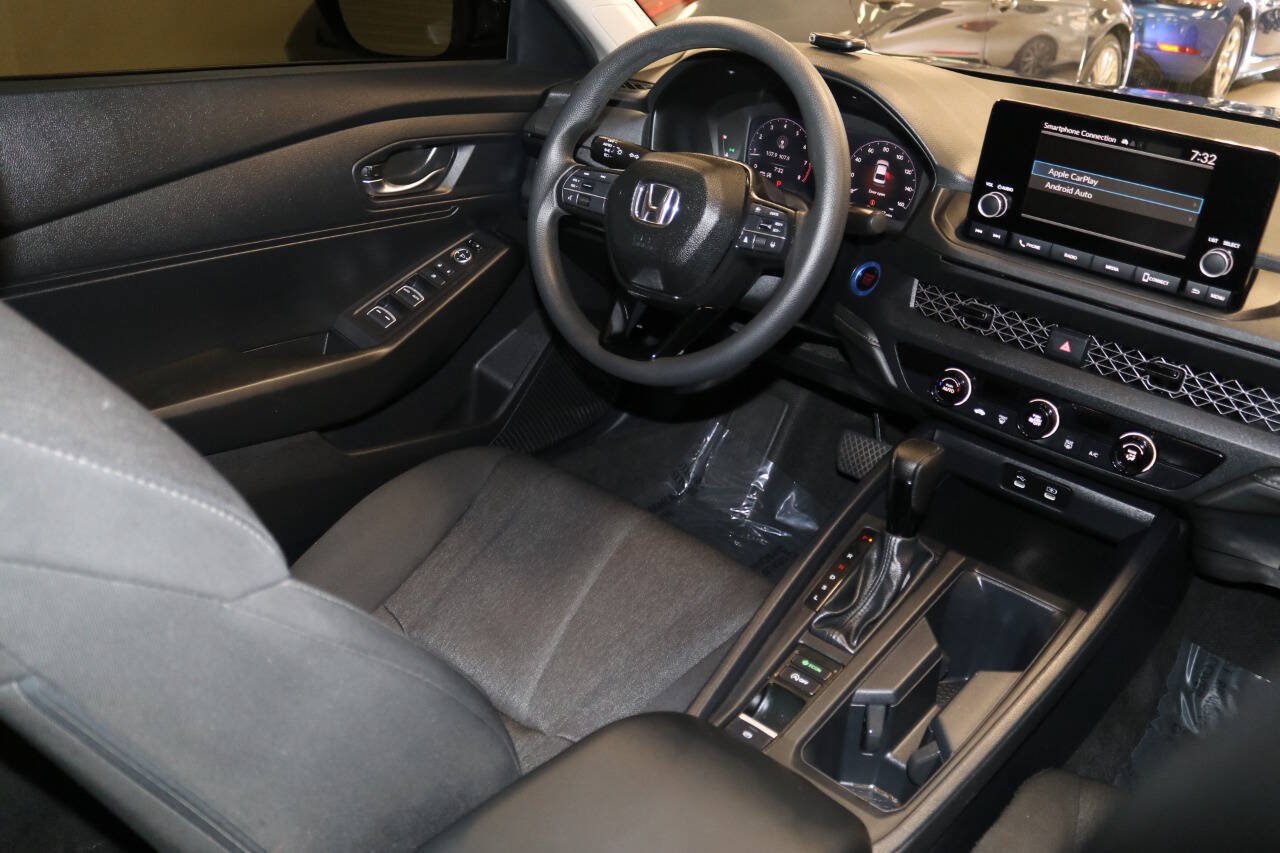 Used 2024 Honda Accord LX image 15