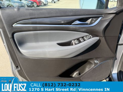Used 2020 Buick Enclave Essence AWD/4WD image 17