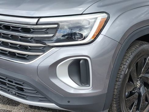 Used 2024 Volkswagen Atlas SE FWD image 8