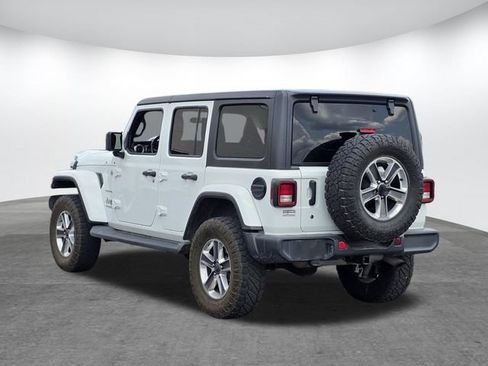 Used 2020 Jeep Wrangler Unlimited Sahara AWD/4WD image 6