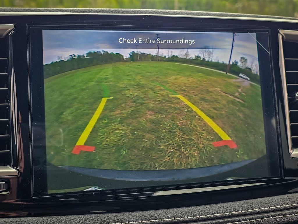 New 2027 Chrysler Pacifica Select AWD/4WD image 25