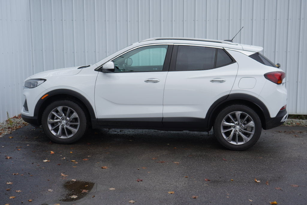 Used 2021 Buick Encore GX Select w/ Experience Buick Package AWD/4WD image 3