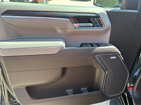 Used 2024 GMC Sierra 1500 SLT w/ SLT Premium Plus Package image 15