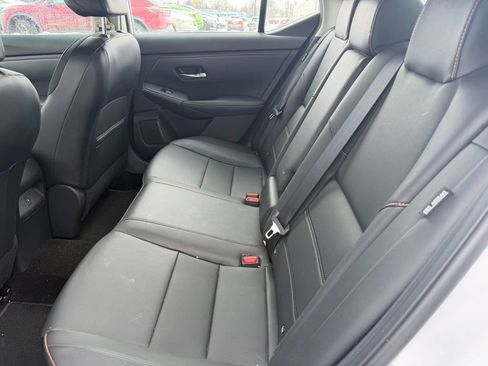 Used 2023 Nissan Sentra SR w/ SR Premium Package image 12