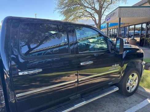 Used 2012 Chevrolet Silverado 2500 LT w/ Texas Edition image 16