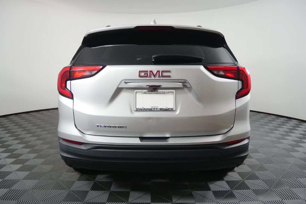 Used 2018 GMC Terrain SLE w/ Driver Convenience Package FWD image 5