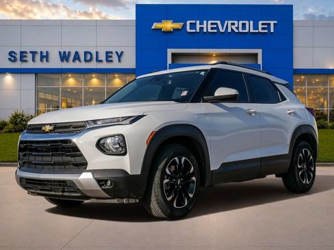 Used 2022 Chevrolet TrailBlazer LT w/ Convenience Package FWD image 58