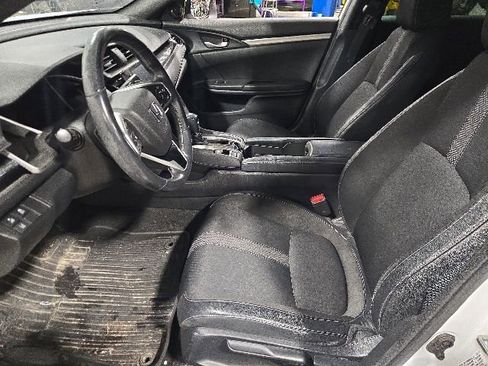 Used 2020 Honda Civic Sport image 13