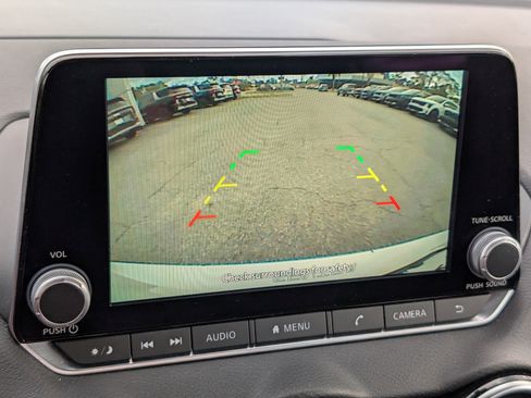 Used 2023 Nissan Sentra SR w/ Midnight Edition Package image 16