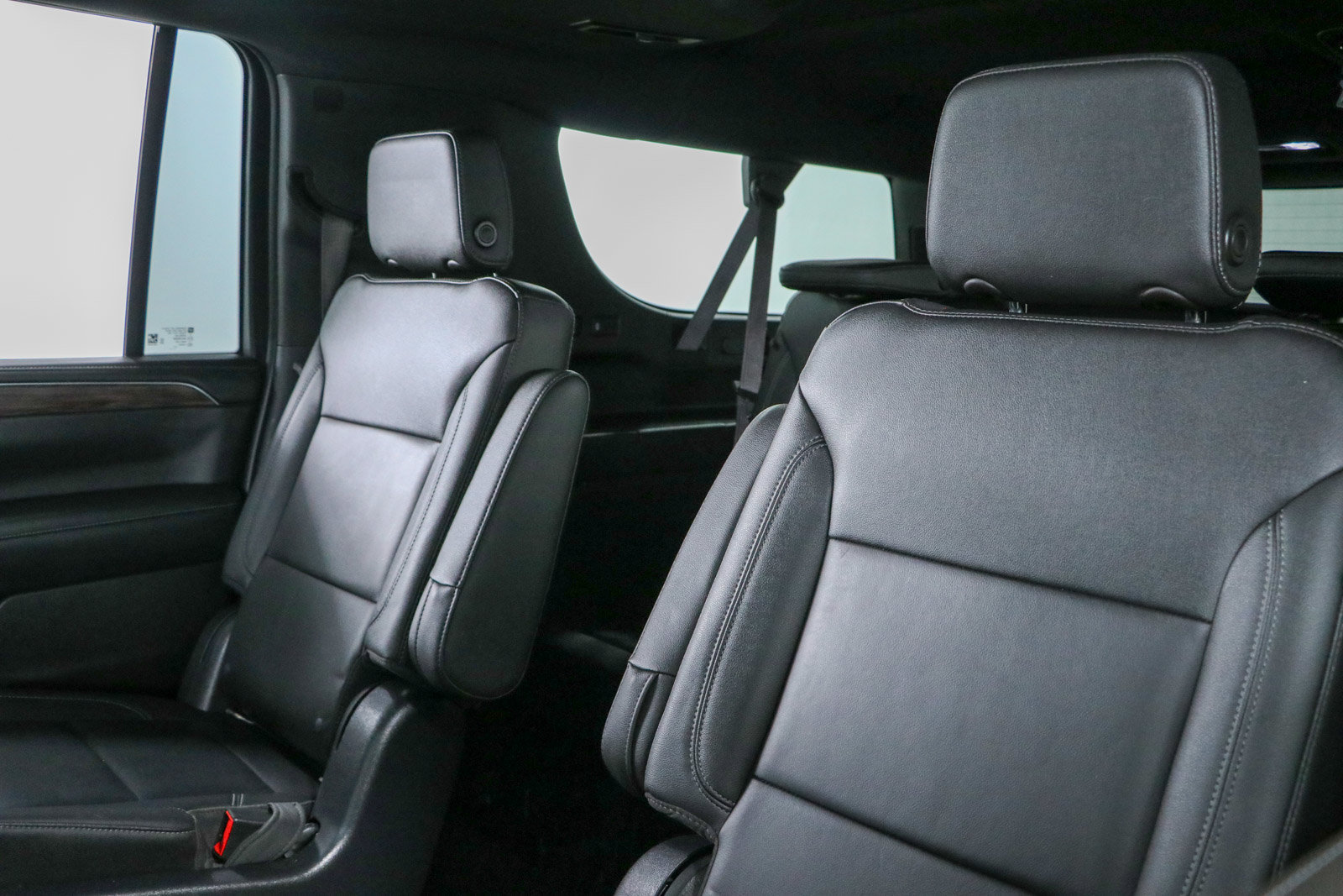 Used 2021 Chevrolet Suburban Z71 w/ Rear Media and Nav Package AWD/4WD image 29