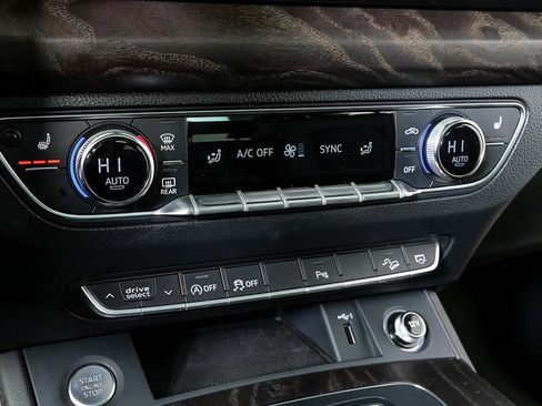 Used 2018 Audi Q5 Prestige image 17