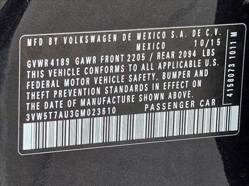 Used 2016 Volkswagen GTI SE w/ Driver Assistance Package FWD image 25