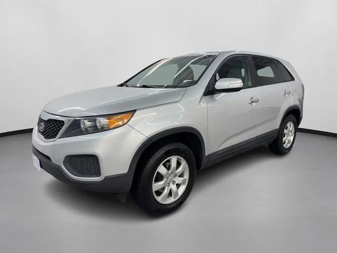 Used 2012 Kia Sorento LX image 4