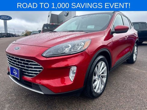 Certified 2022 Ford Escape Titanium w/ Titanium Elite Package image 10