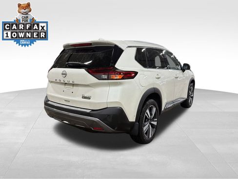 Used 2022 Nissan Rogue SL w/ SL Premium Package image 5