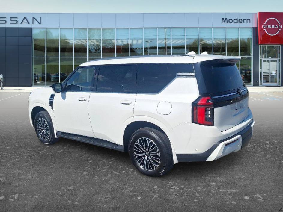 Used 2025 Nissan Armada SL AWD/4WD image 6