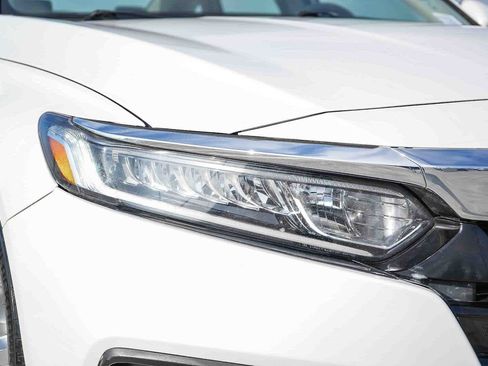 Used 2019 Honda Accord LX image 4