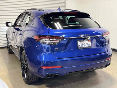 Used 2021 Maserati Levante image 2