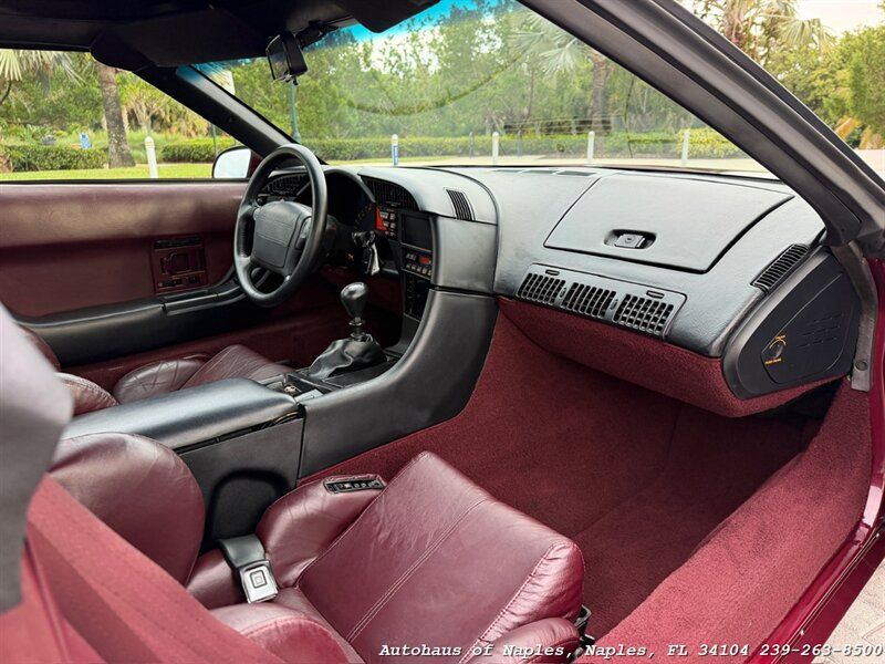 Used 1993 Chevrolet Corvette Coupe RWD image 20
