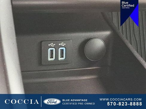 Used 2019 Ford Fusion SE w/ Equipment Group 151A image 24