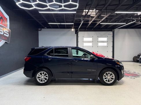 Used 2020 Chevrolet Equinox LS AWD/4WD image 6