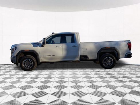 Certified 2024 GMC Sierra 2500 SLE w/ SLE Value Package; AWD/4WD image 11