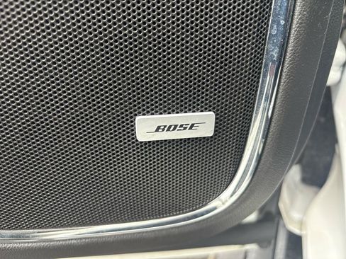 Used 2019 Chevrolet Suburban Premier w/ Premier Plus Edition AWD/4WD image 28