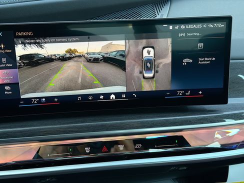 New 2026 BMW i7 xDrive60 w/ M Sport Package RWD image 32