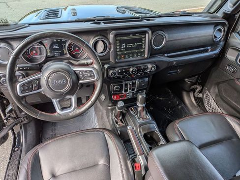Certified 2020 Jeep Gladiator Rubicon AWD/4WD image 24