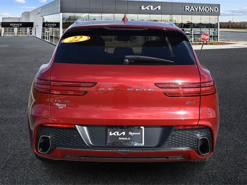 Used 2022 Genesis GV70 2.5T w/ Advanced Package image 4