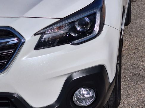 Used 2019 Subaru Outback 2.5i Limited AWD/4WD image 11