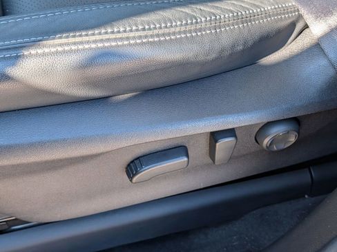 Used 2025 Subaru Ascent Touring image 21