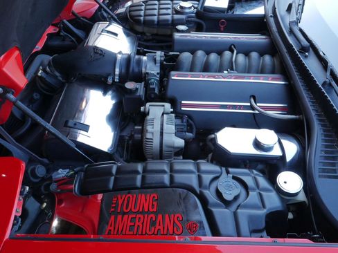 Used 2000 Chevrolet Corvette Convertible image 5