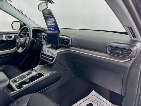 Certified 2023 Ford Explorer XLT w/ Equipment Group 202A image 36