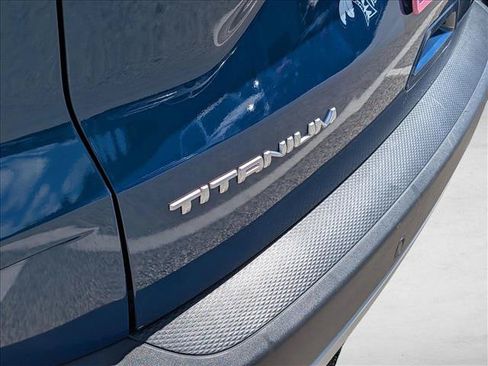 Used 2020 Ford Escape Titanium FWD image 12