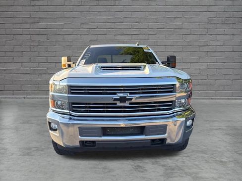 Used 2018 Chevrolet Silverado 2500 LT w/ LT Convenience Package AWD/4WD image 10