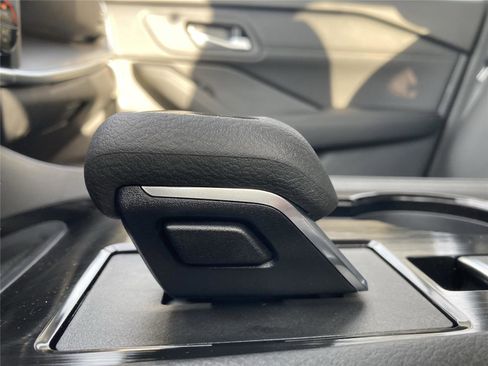 New 2026 Nissan Rogue SV image 14