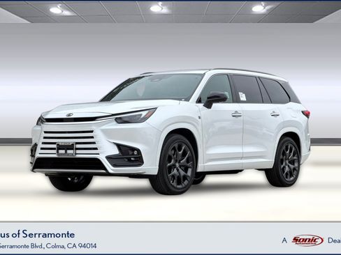 New 2026 Lexus TX 500h AWD image 1