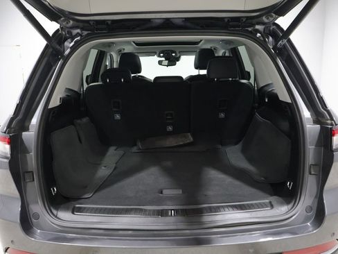 Used 2022 Jeep Grand Cherokee Limited 4xe image 4