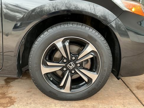 Used 2015 Honda Civic EX image 28