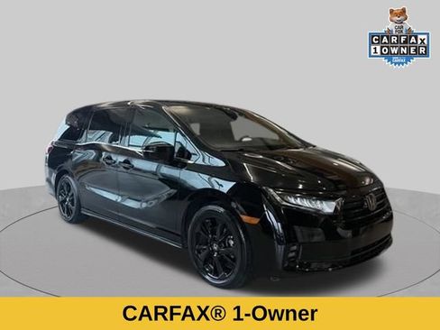 Used 2024 Honda Odyssey Sport image 2
