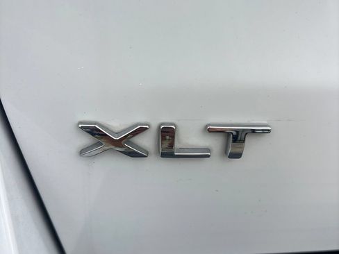 Used 2022 Ford Expedition Max XLT RWD image 24